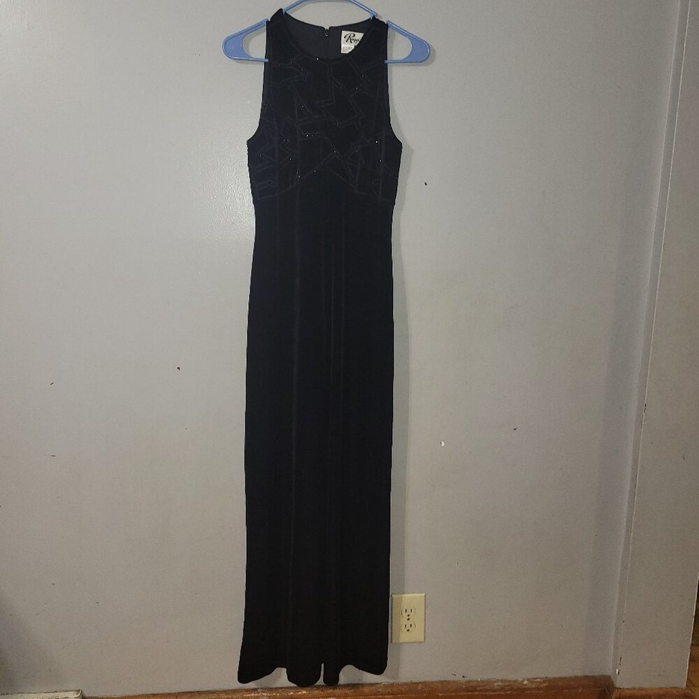 Womens Reggio black dress.